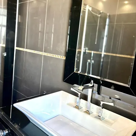 Apartment Sismondi New Mailand